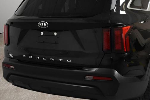 2021 Kia Sorento LX