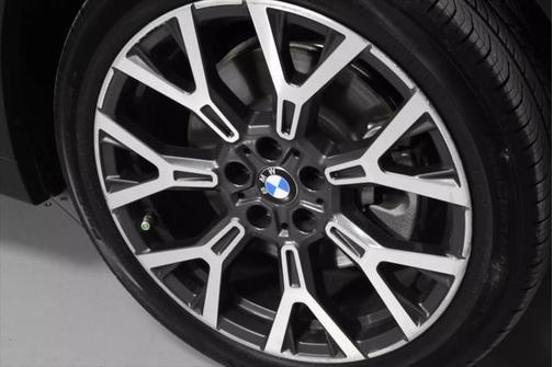 2022 BMW X1 sDrive28i