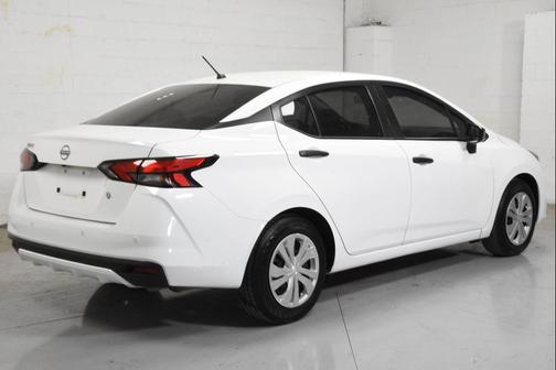2023 Nissan Versa 1.6 S