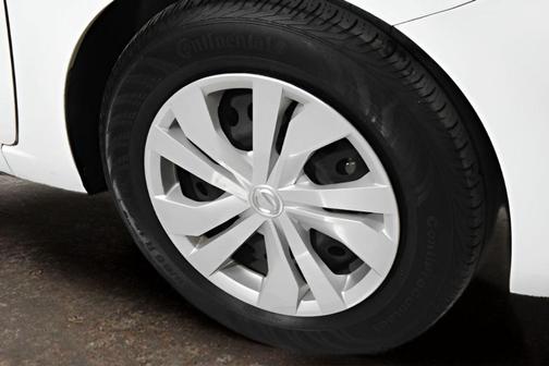 Fresh Powder 2023 Nissan Versa 1.6 S