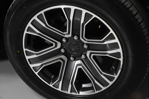 2024 Jeep Wagoneer L Series II 4x2