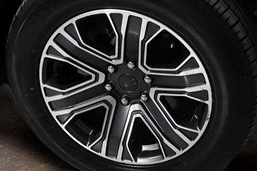 2024 Jeep Wagoneer L Series II 4x2