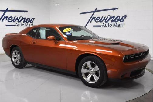 2021 Dodge Challenger SXT