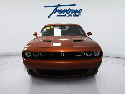 2021 Dodge Challenger SXT