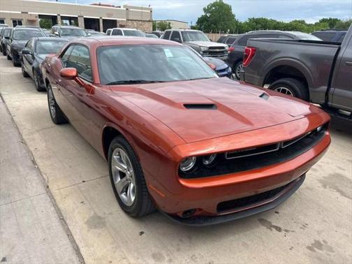 2021 Dodge Challenger SXT