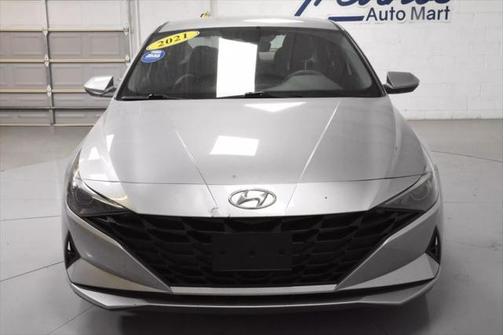 2021 Hyundai ELANTRA SE