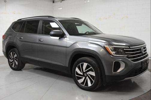 2025 Volkswagen Atlas 2.0T SE w/Technology 4MOTION