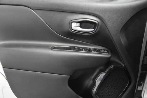 2020 Jeep Renegade Altitude