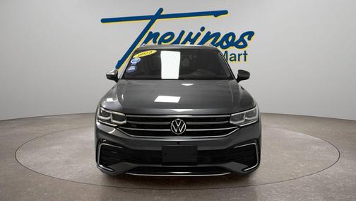Platinum Gray Metallic 2022 Volkswagen Tiguan 2.0T SEL R-Line 4MOTION
