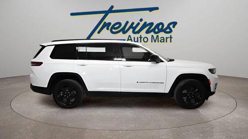 2022 Jeep Grand Cherokee L Altitude