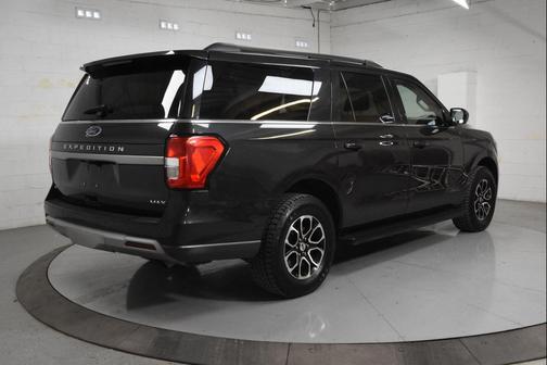 Dark Matter Gray Metallic 2024 Ford Expedition Max XLT