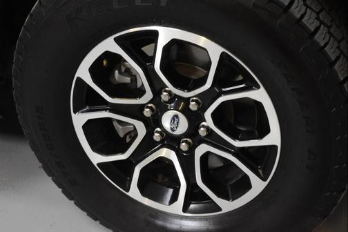 Dark Matter Gray Metallic 2024 Ford Expedition Max XLT