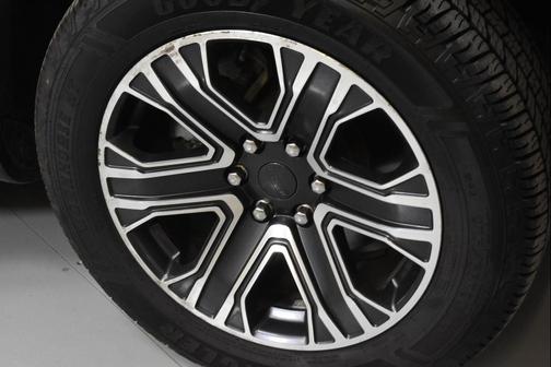 Bright White Clearcoat 2023 Jeep Wagoneer L Series II 4x2