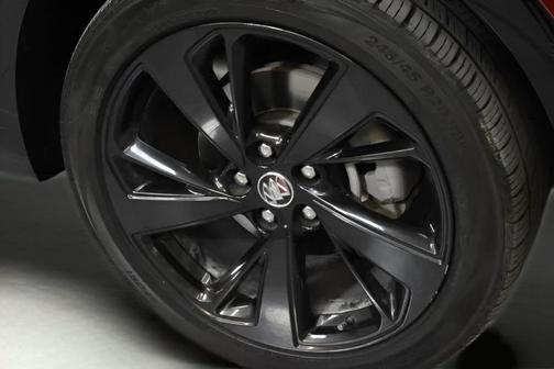 2023 Buick Envision Preferred FWD