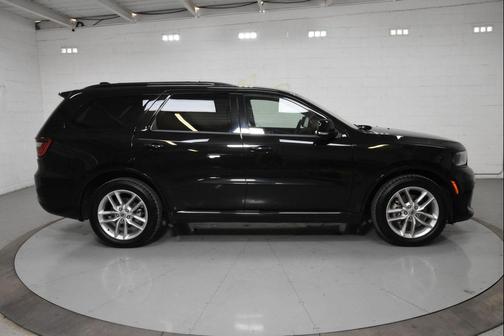 DB Black Crystal Clearcoat 2023 Dodge Durango GT Plus