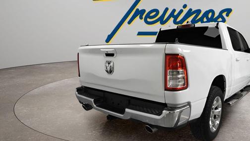 Bright White Clearcoat 2021 RAM 1500 Big Horn/Lone Star