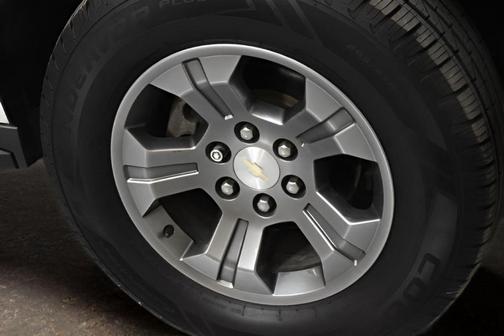 Summit White 2019 Chevrolet Tahoe LS