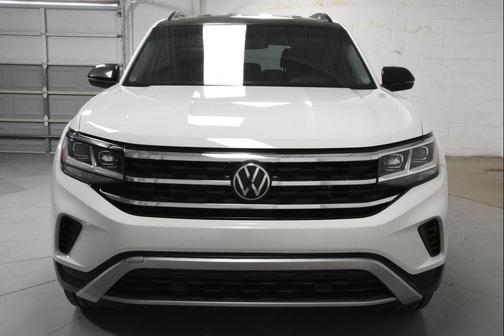 2023 Volkswagen Atlas 3.6L SE w/Technology