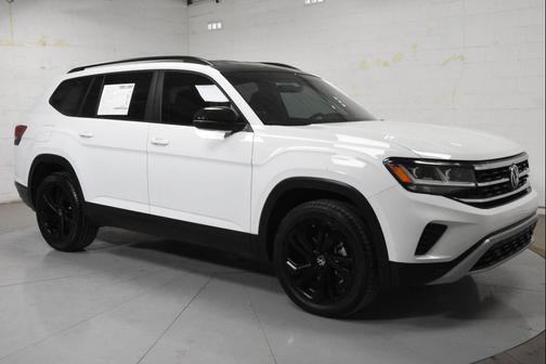 2023 Volkswagen Atlas 3.6L SE w/Technology