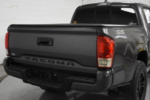 2019 Toyota Tacoma SR