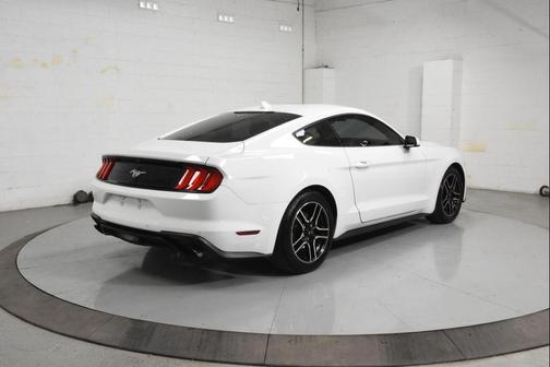 Oxford White 2021 Ford Mustang EcoBoost