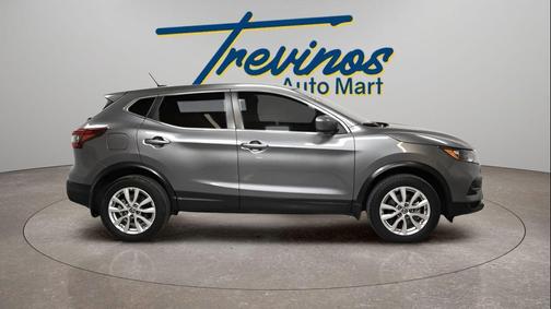 2022 Nissan Rogue Sport S