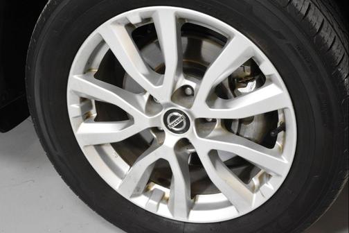 2022 Nissan Rogue Sport S