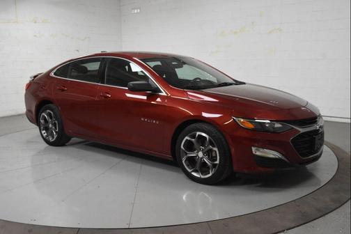 Cajun Red Tintcoat 2019 Chevrolet Malibu RS