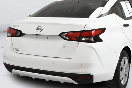 2021 Nissan Versa 1.6 S