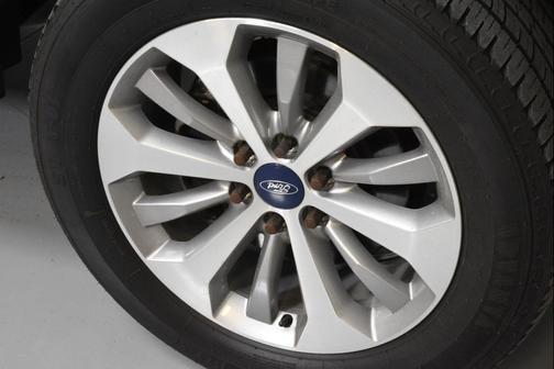 Oxford White 2018 Ford F-150 XL