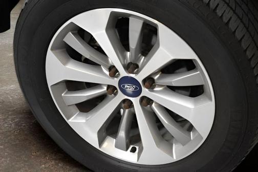 Oxford White 2018 Ford F-150 XL