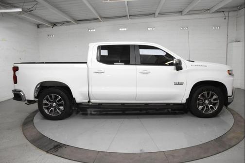 Summit White 2021 Chevrolet Silverado 1500 LT