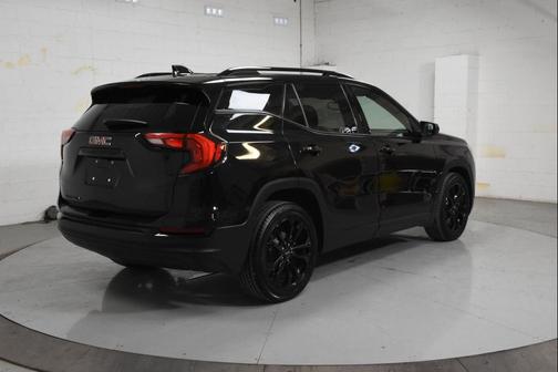 Ebony Twilight Metallic 2021 GMC Terrain SLE