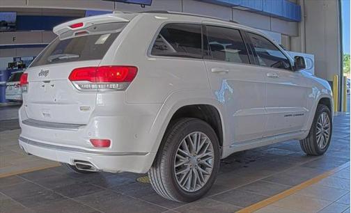 2018 Jeep Grand Cherokee Summit