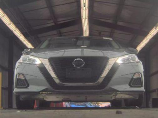 2022 Nissan Altima SR FWD