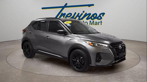 2023 Nissan Kicks SR
