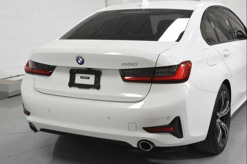 Alpine White 2019 BMW 330 330i