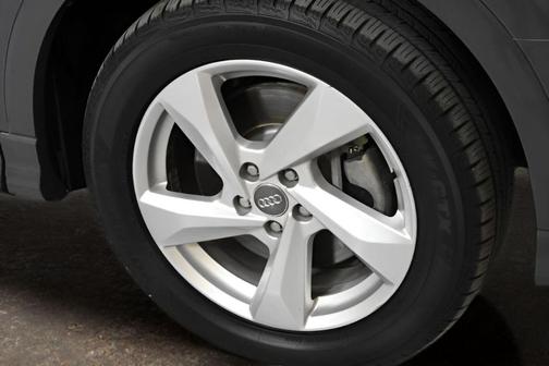 Gray Metallic 2020 Audi Q3 45 Premium