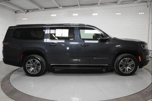 2024 Jeep Wagoneer L Series II 4x2