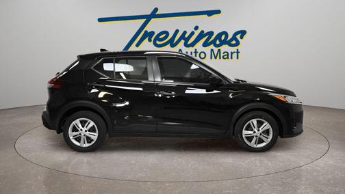 2022 Nissan Kicks S
