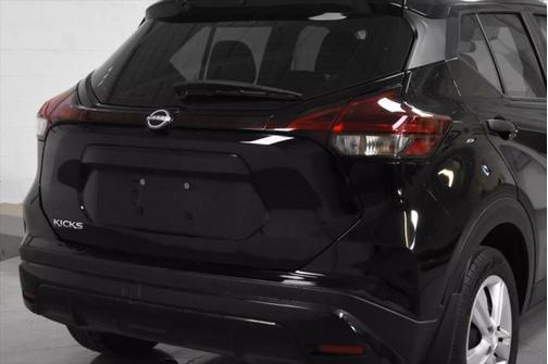 2022 Nissan Kicks S