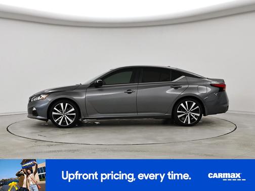 2022 Nissan Altima SR