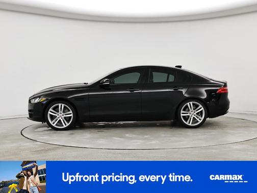 2017 Jaguar XE Prestige