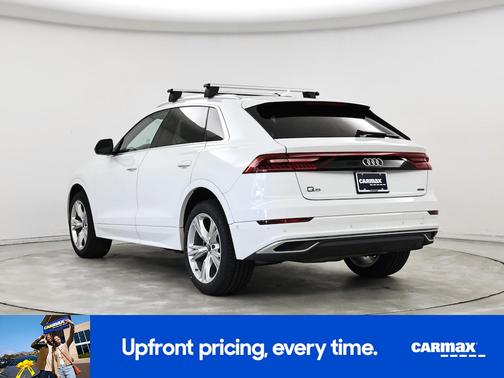 2022 Audi Q8 Premium Plus