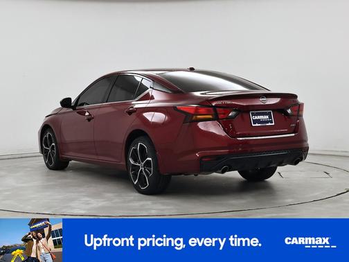 Red 2023 Nissan Altima SR