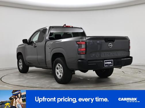 2022 Nissan Frontier S