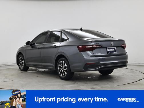 Gray 2022 Volkswagen Jetta S