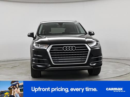 Black 2018 Audi Q7 Premium