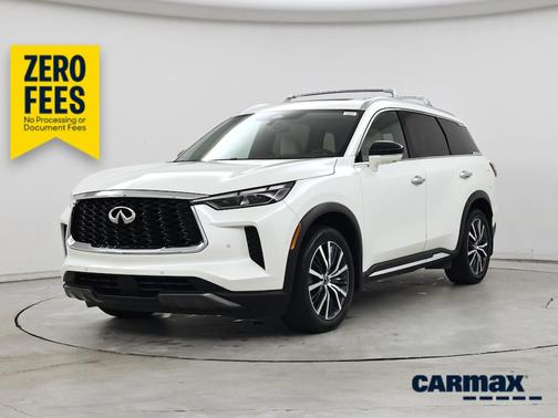 White 2023 INFINITI QX60 Sensory