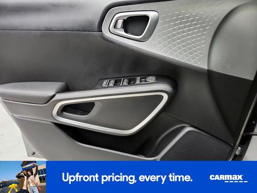 Gray 2025 Kia Soul LX